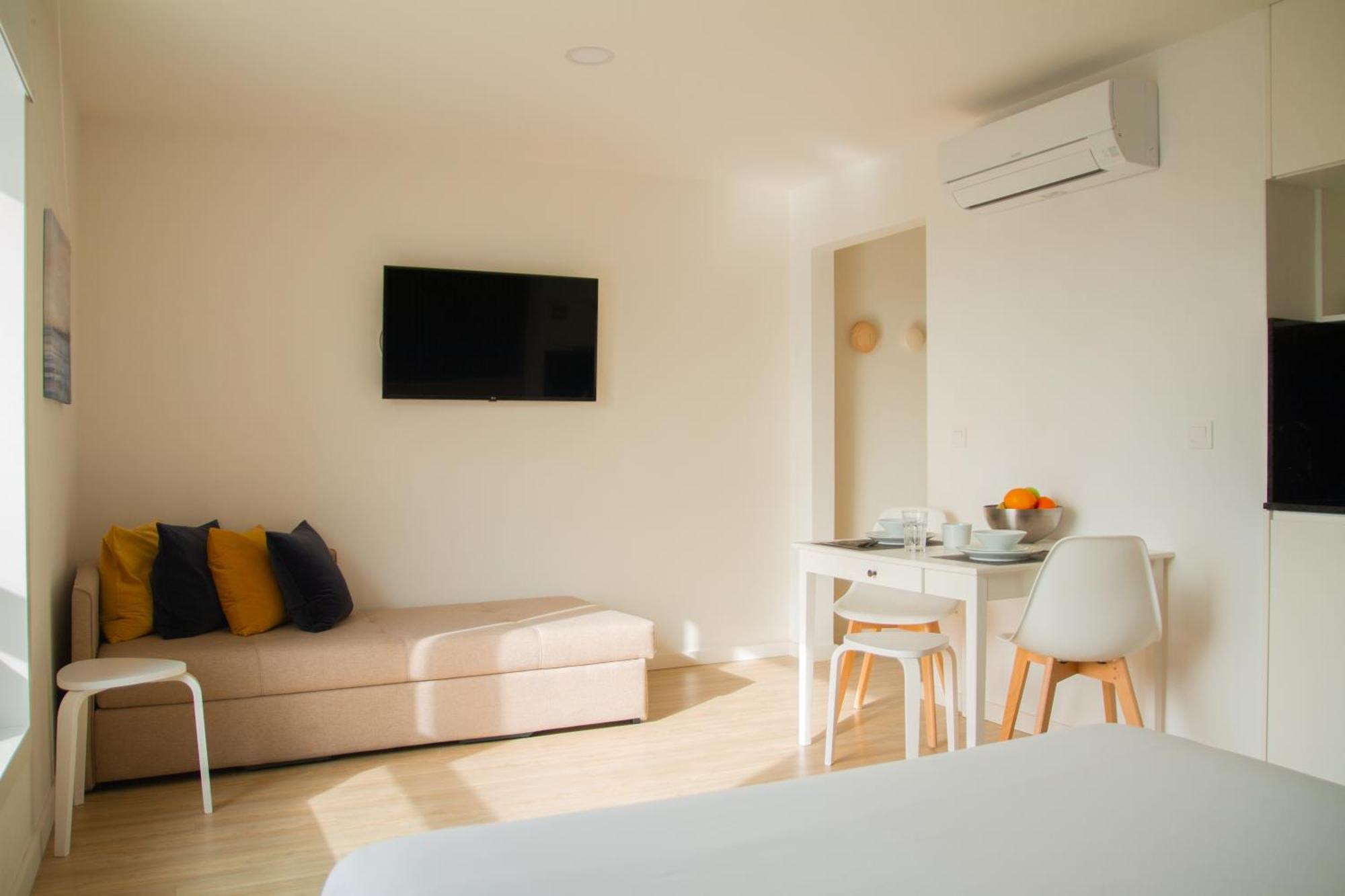 Room Select Porto Suites Экстерьер фото